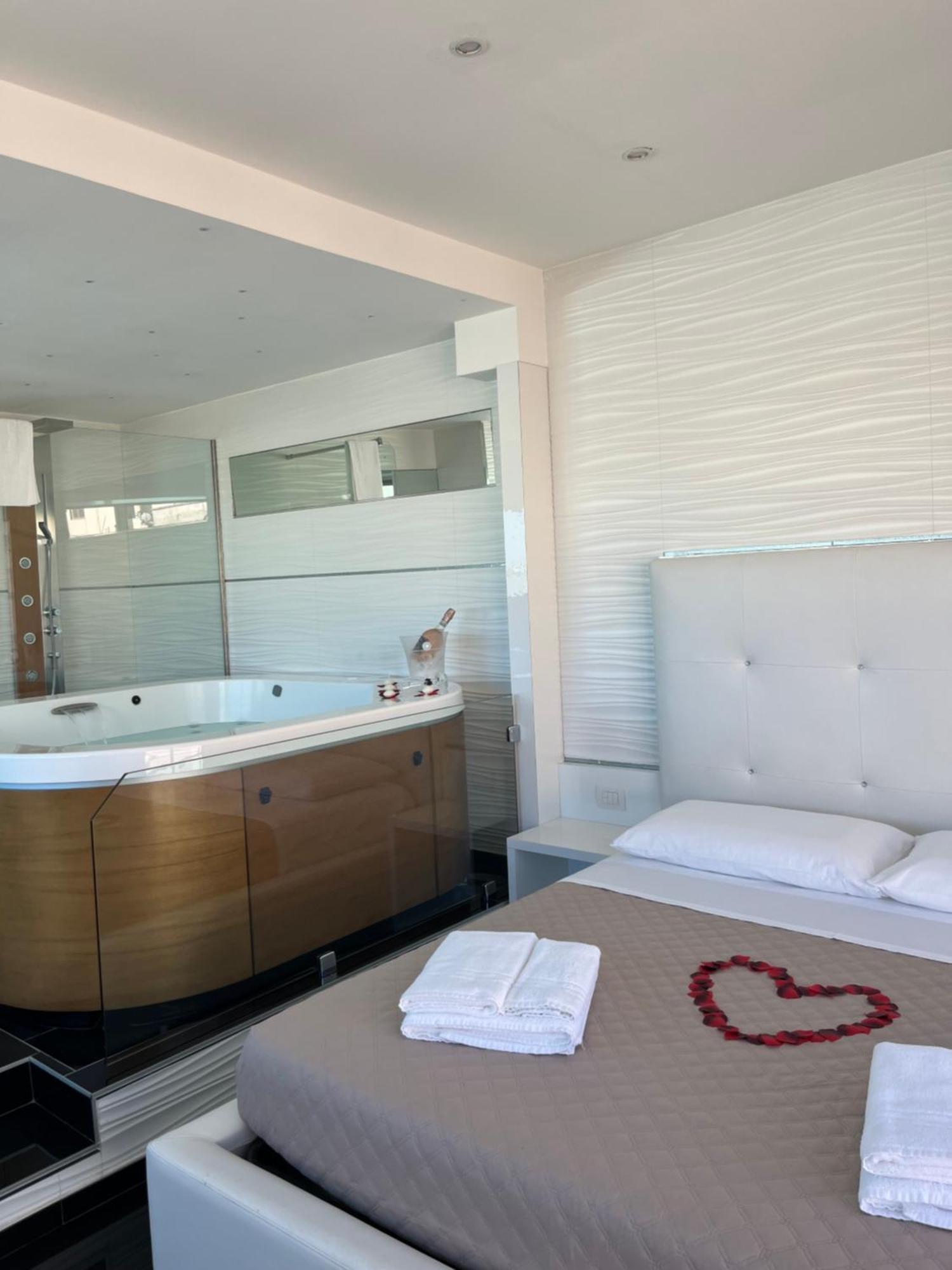Affittacamere Monti Porto Cesareo Exterior foto